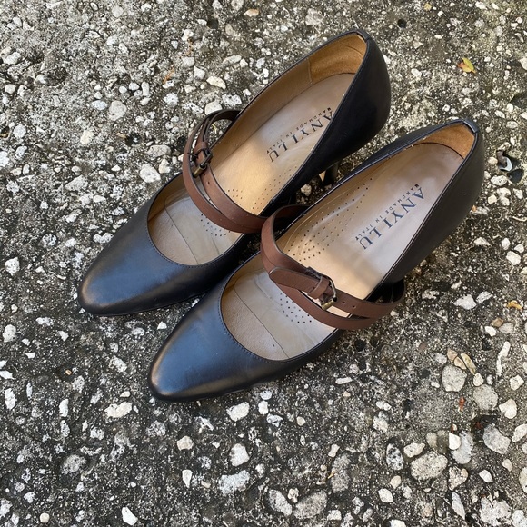 ANYI LU handmade black heels - Picture 15 of 16